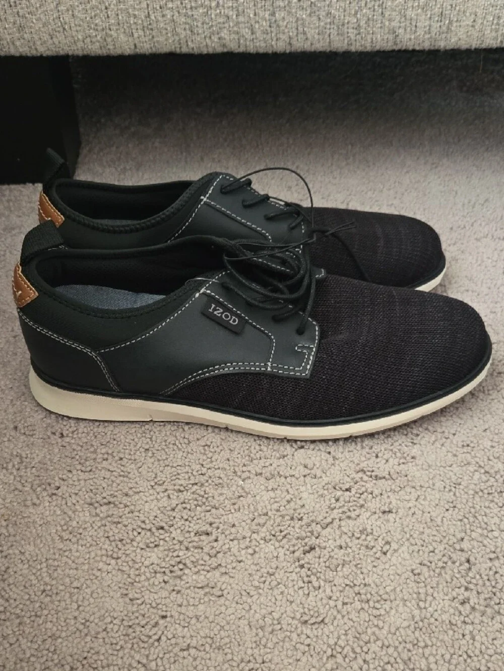 IZOD Memory Foam - Men's Size 9